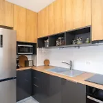 Duo Lipa By Belmont Realty Lejlighed