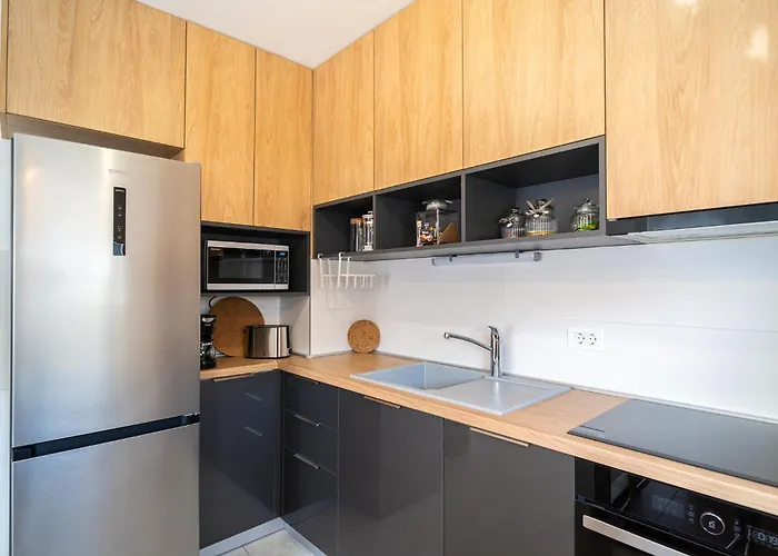 Duo Lipa By Belmont Realty Διαμέρισμα